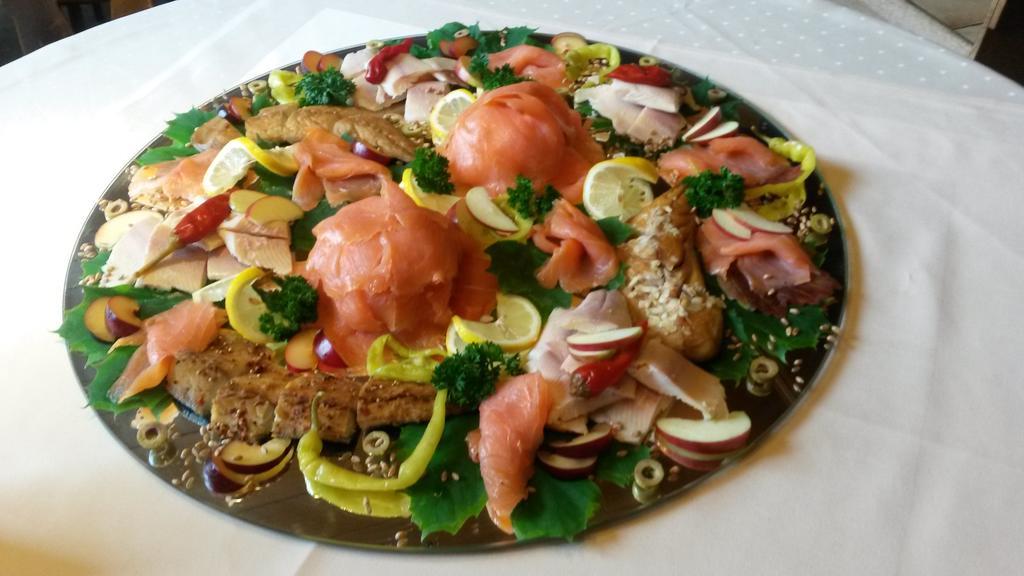 Hotellerie Gasthaus Schubert Гарбсен Екстериор снимка