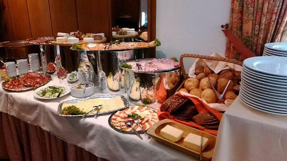 Hotellerie Gasthaus Schubert Гарбсен Екстериор снимка